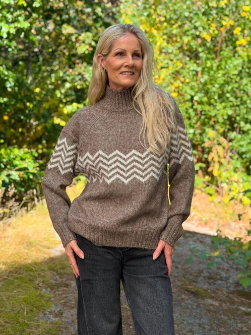 Hovedbilde Eva Genser Mocca 3