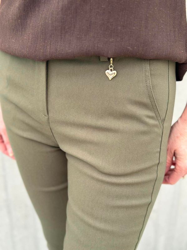 Monica Bukse Khaki