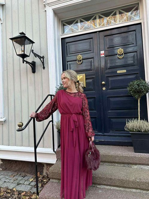 Hovedbilde Viktoria Kjole Vinrød