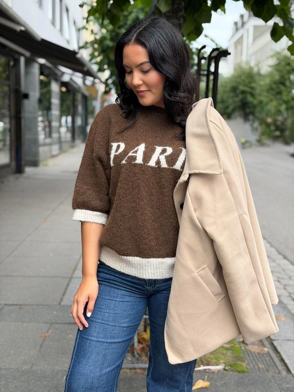 Lucilla Jakke Kort Beige