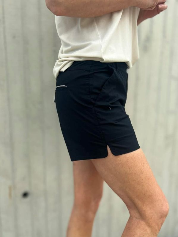 Renata Shorts Navy