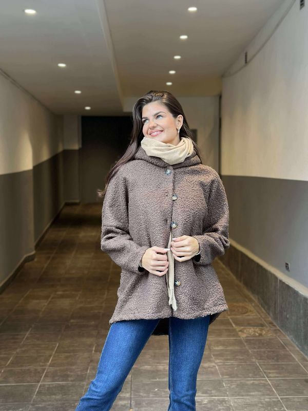 Ellena Jakke Brun