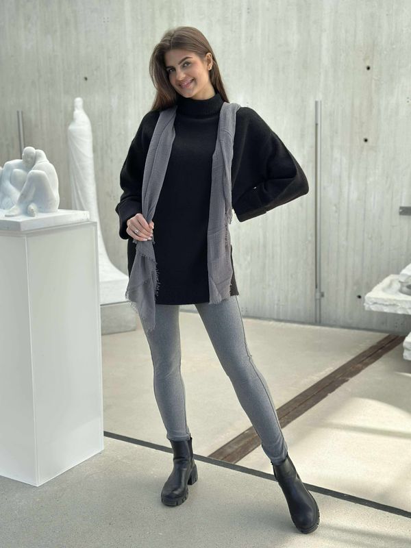 Kelly Bukse Grey