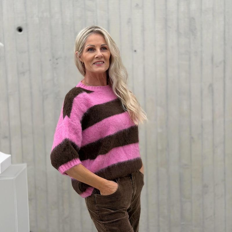 Verona Genser Mørk Rosa