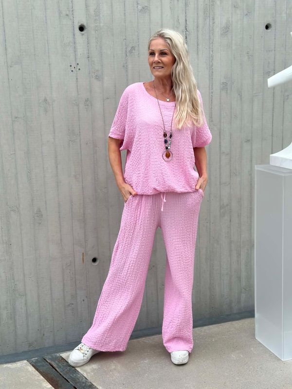 Triana Sett Rosa
