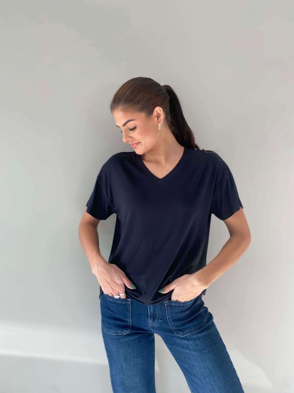 Pepper Basic T-Skjorte V-Hals Sort